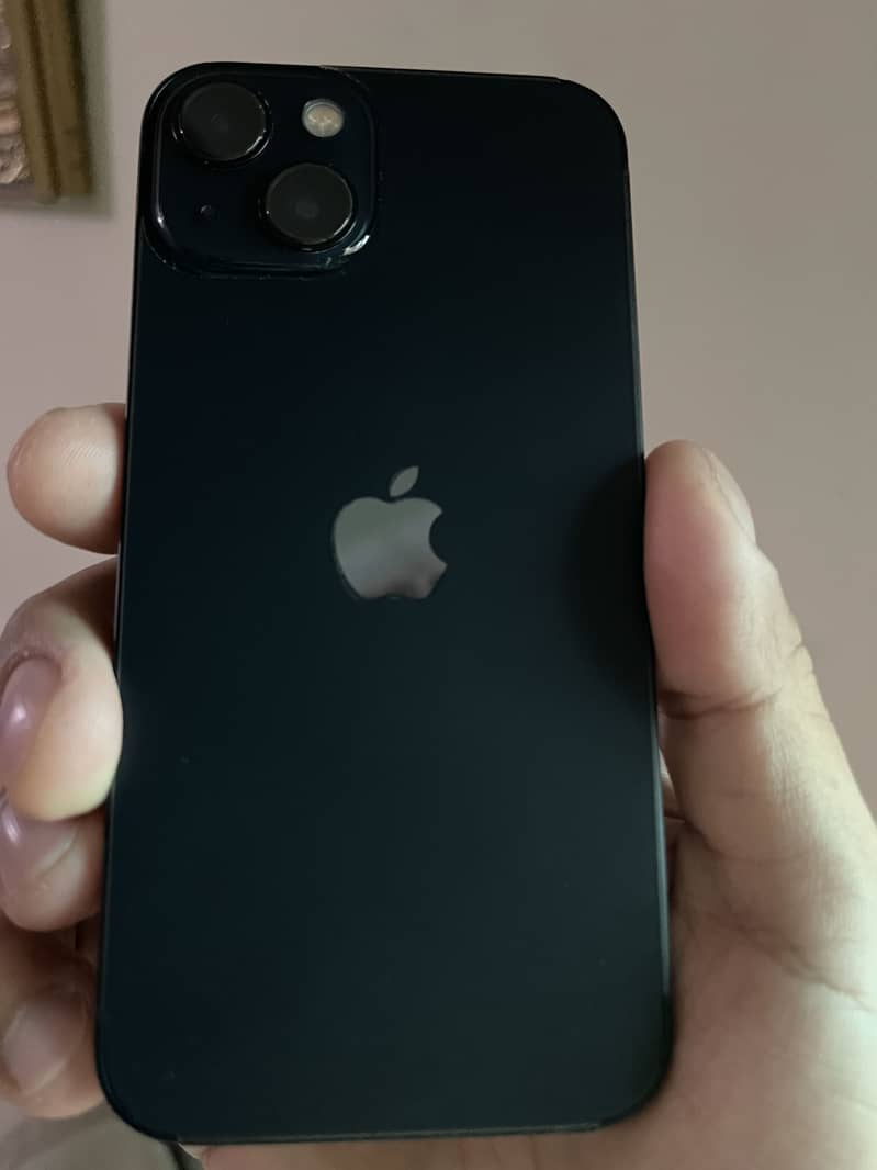 Apple iPhone 13 0