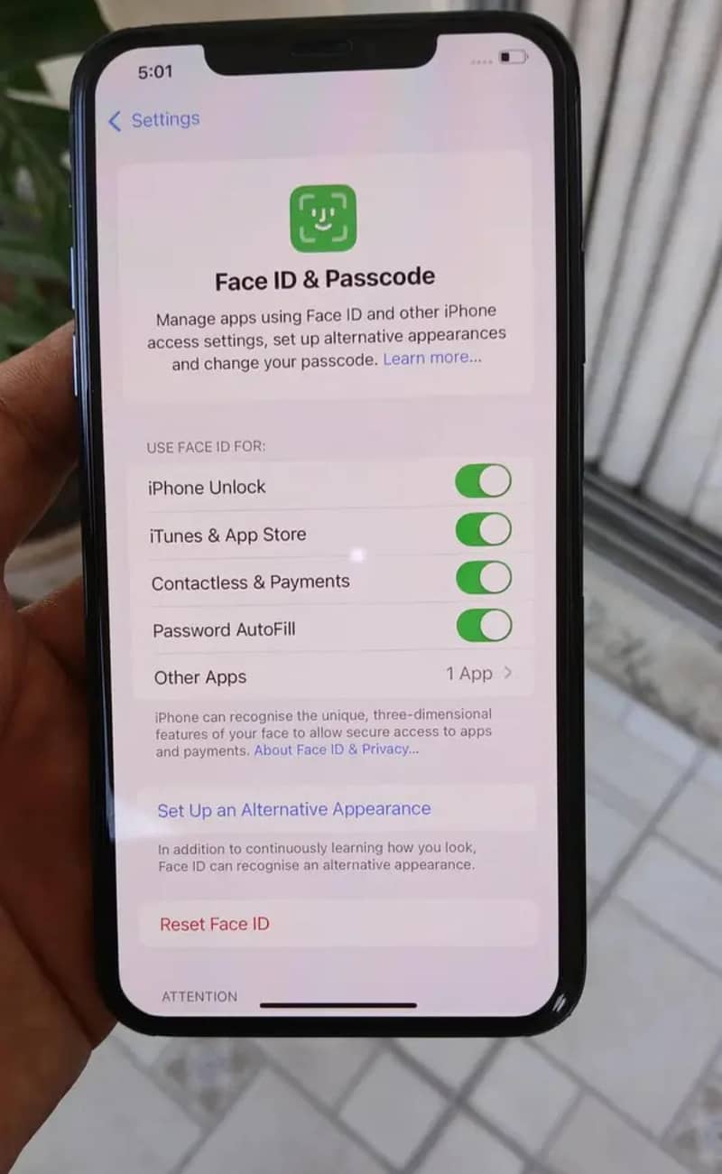 Apple iPhone 11 Pro Max 3