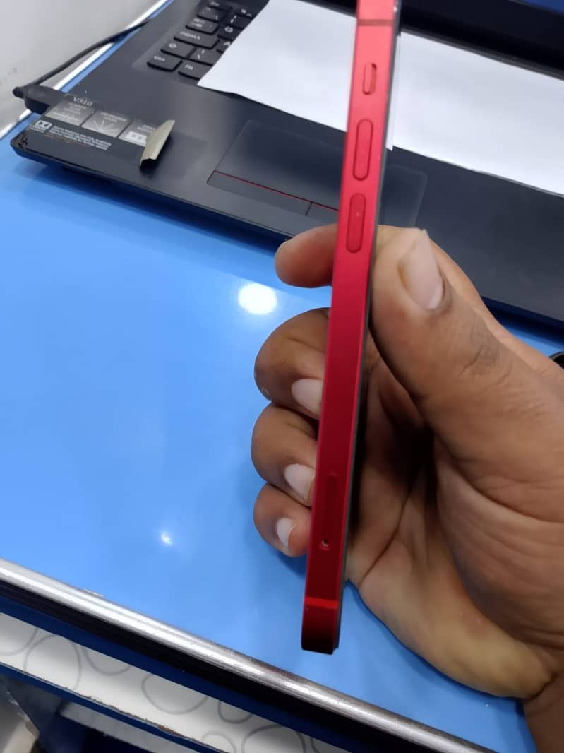 Apple iPhone 12 5