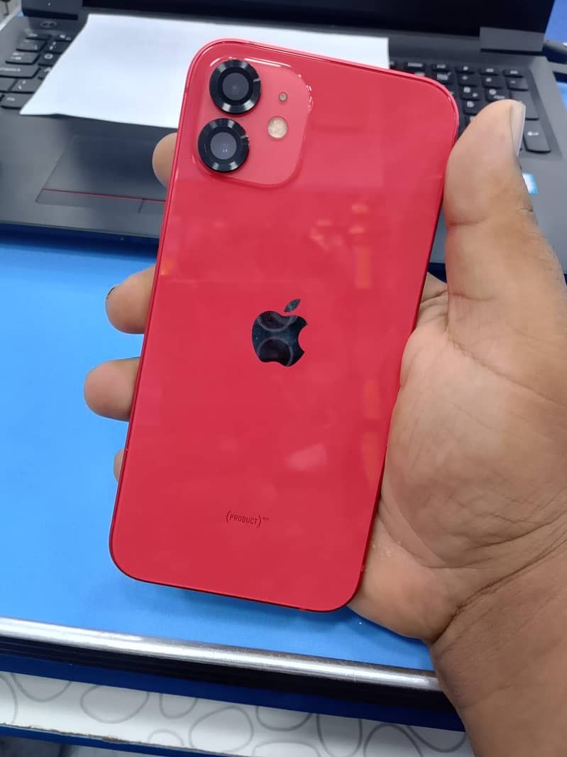 Apple iPhone 12 6