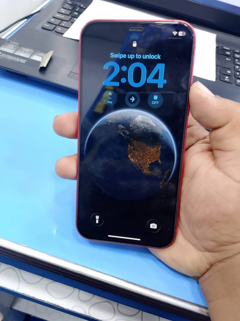 Apple iPhone 12 7