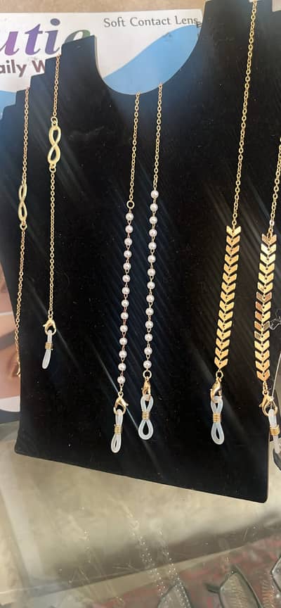 Glasses chain