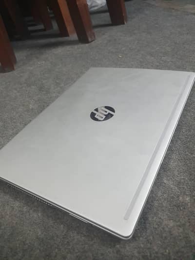 Hp core i 5 8th gen probook 440