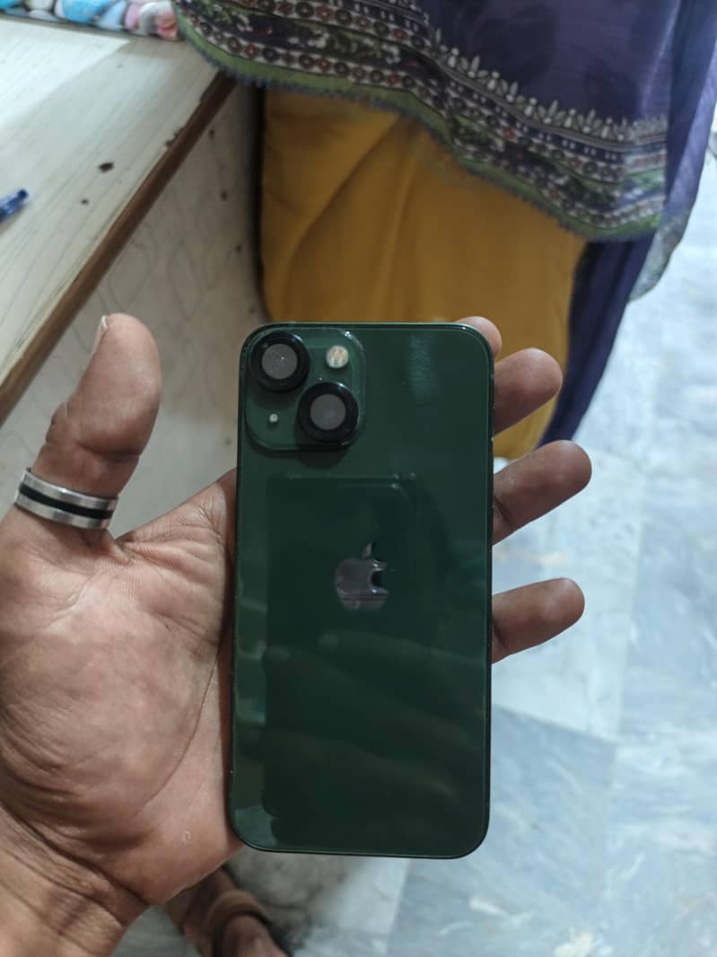 Apple iPhone 13 mini 6