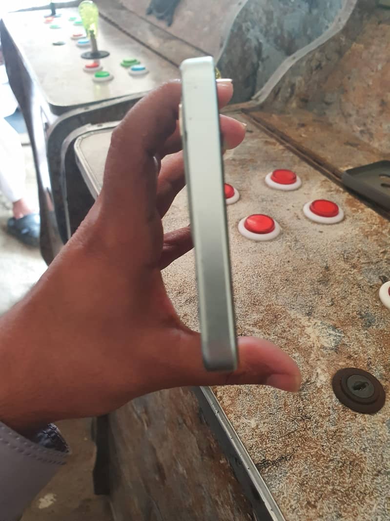 OPPO A5 Pro 1