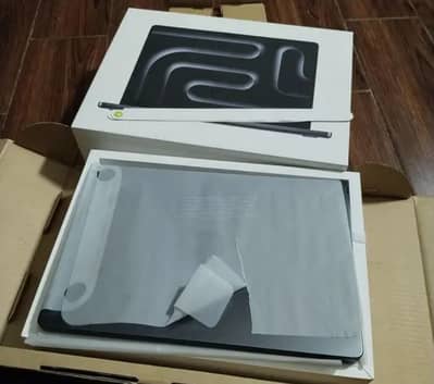 Apple Mac Pro M4 Max 1TB SSD ( M1.2. 3.4. 5pro. Max. Air