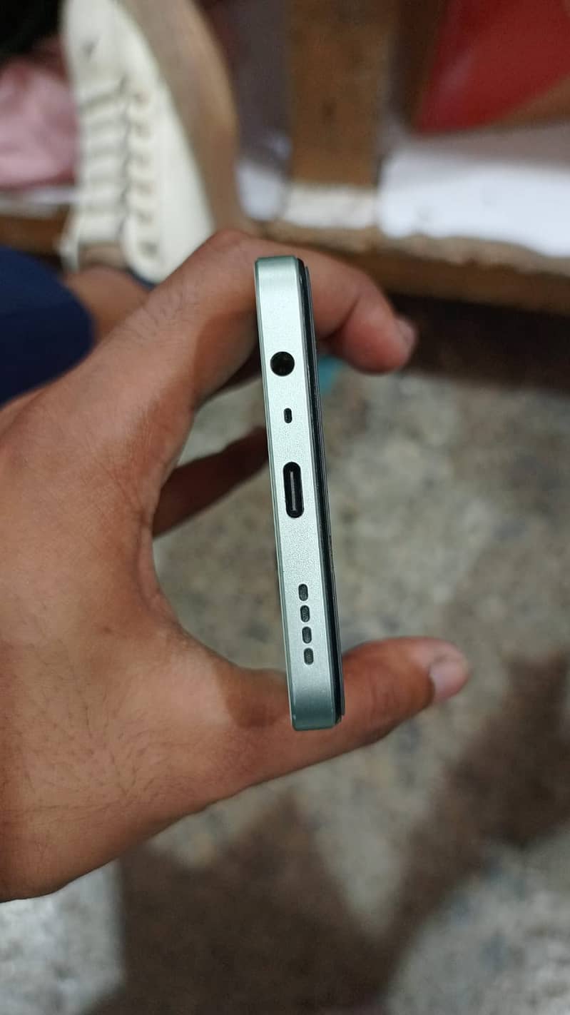 Realme Note 60x 3
