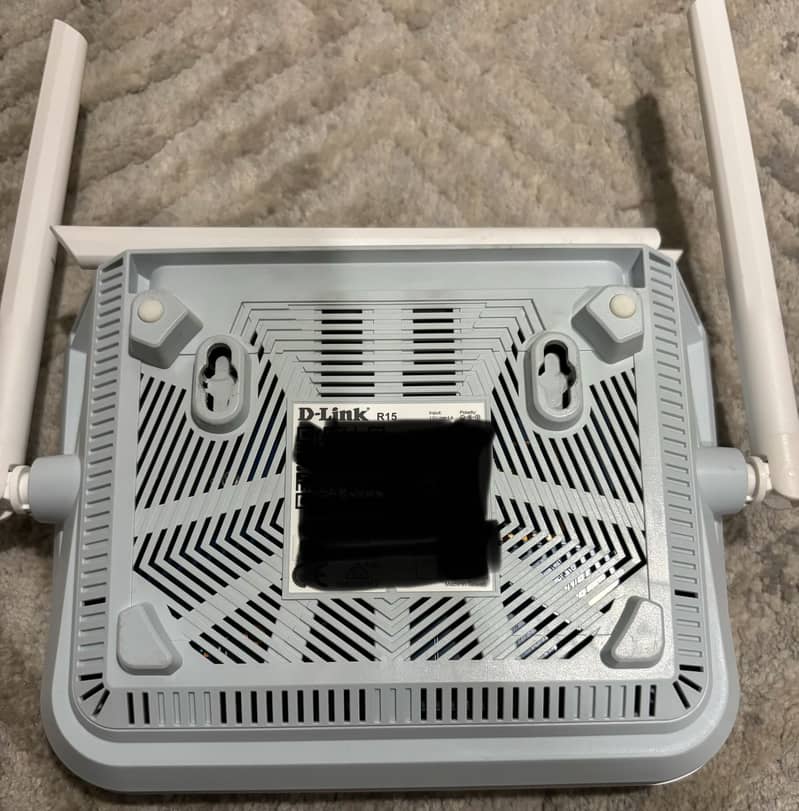 D-Link R15 2
