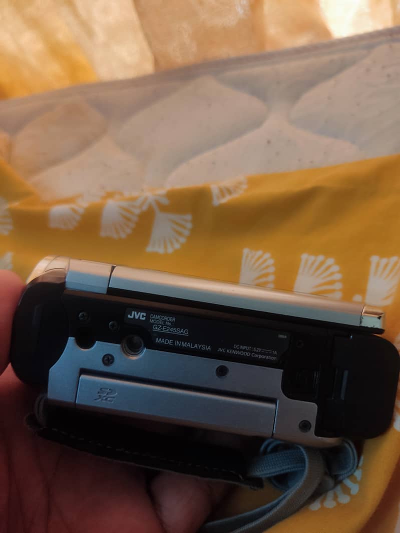 Camcoder and digital camara 2