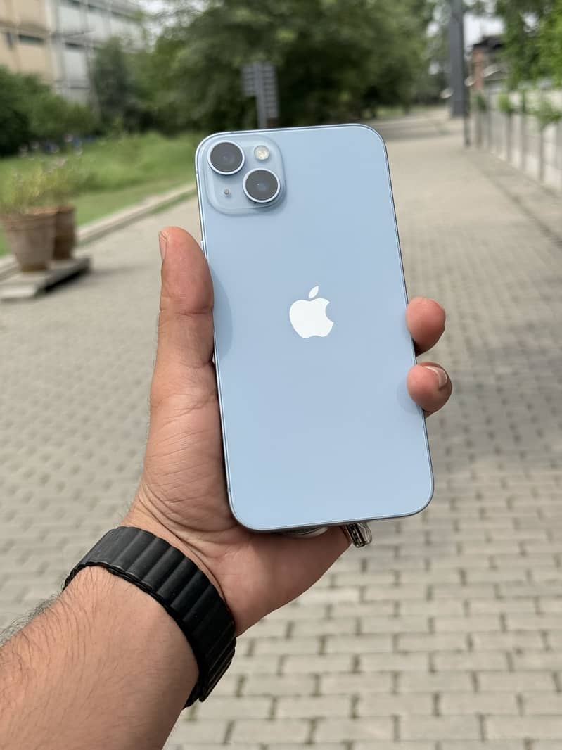 Apple iPhone 14 plus 3