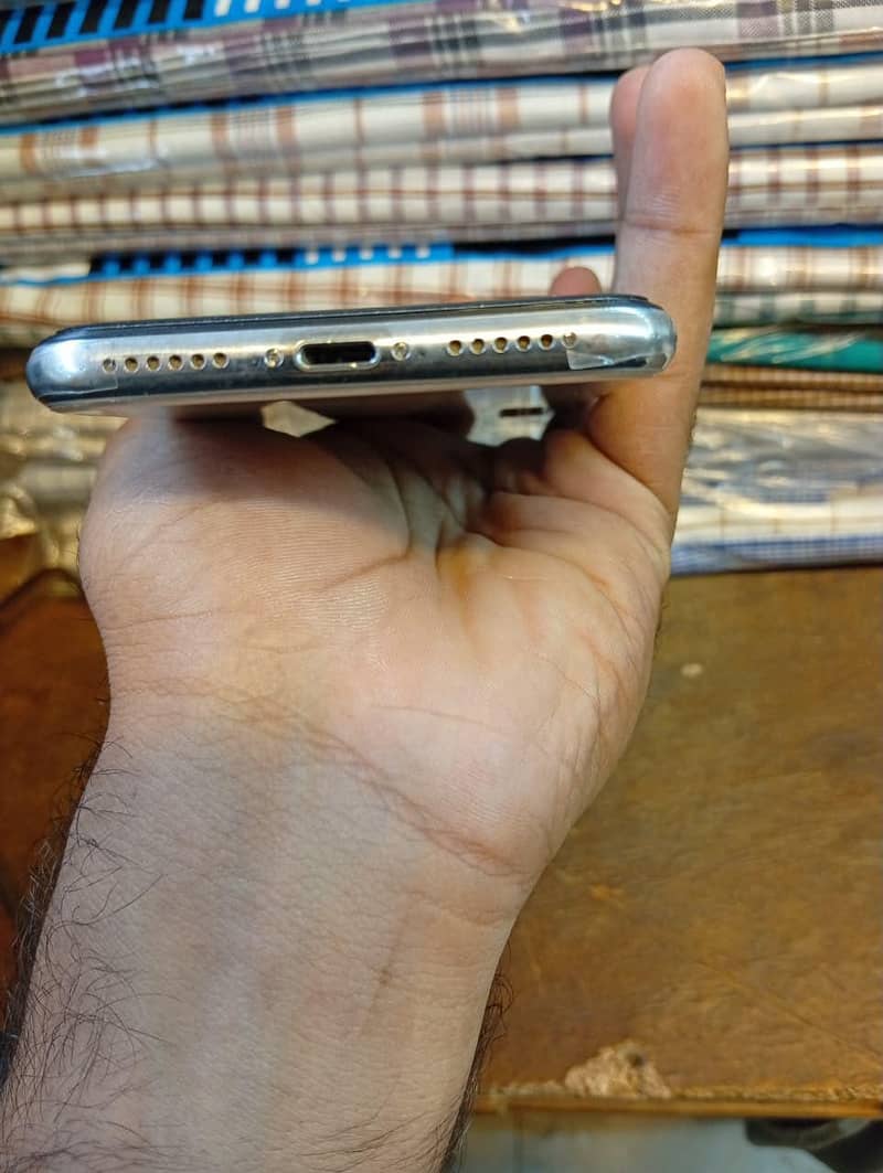 iphone X 6