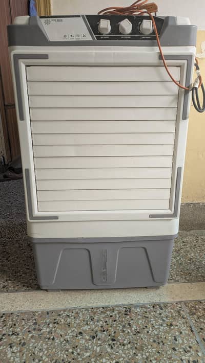 Air cooler 12 watt. . . solar and electric. .