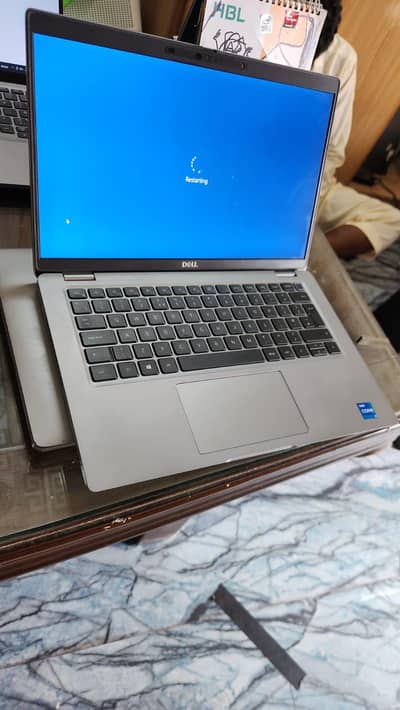 Dell latitude 5411 | i7 10th H | 8gb ram | 256nvme