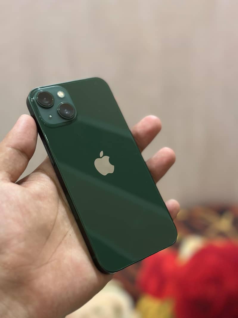Apple iPhone 13 1
