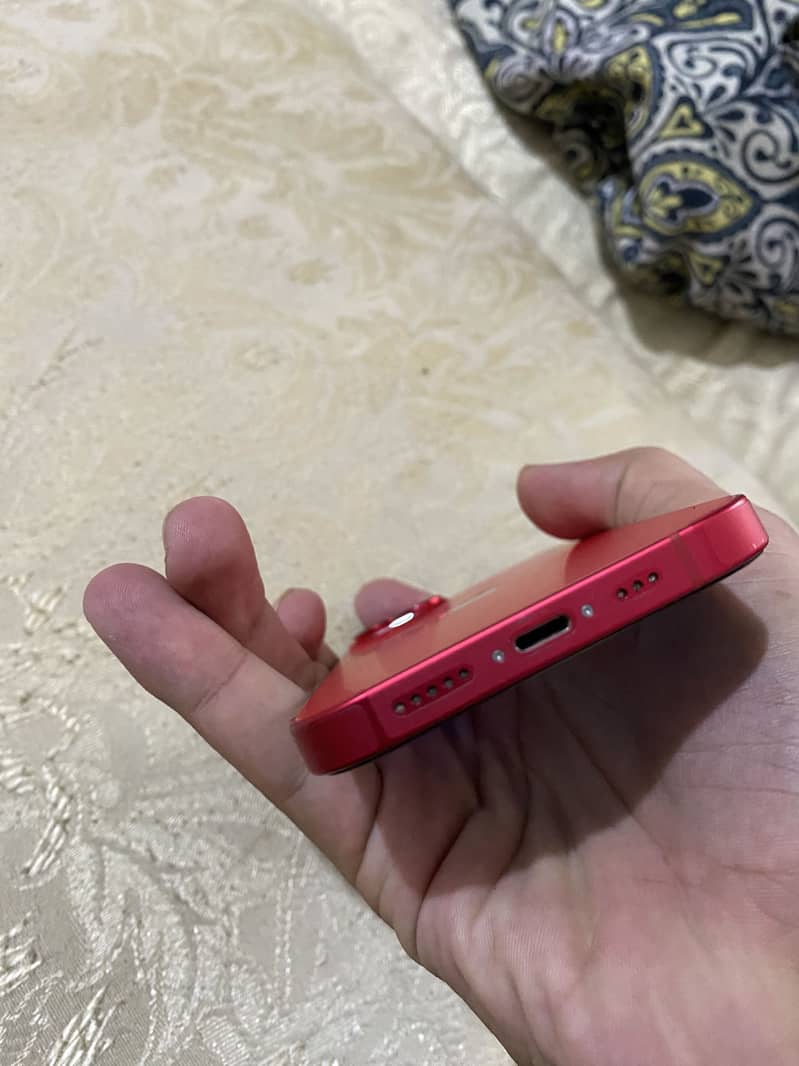 Apple iPhone 14 2