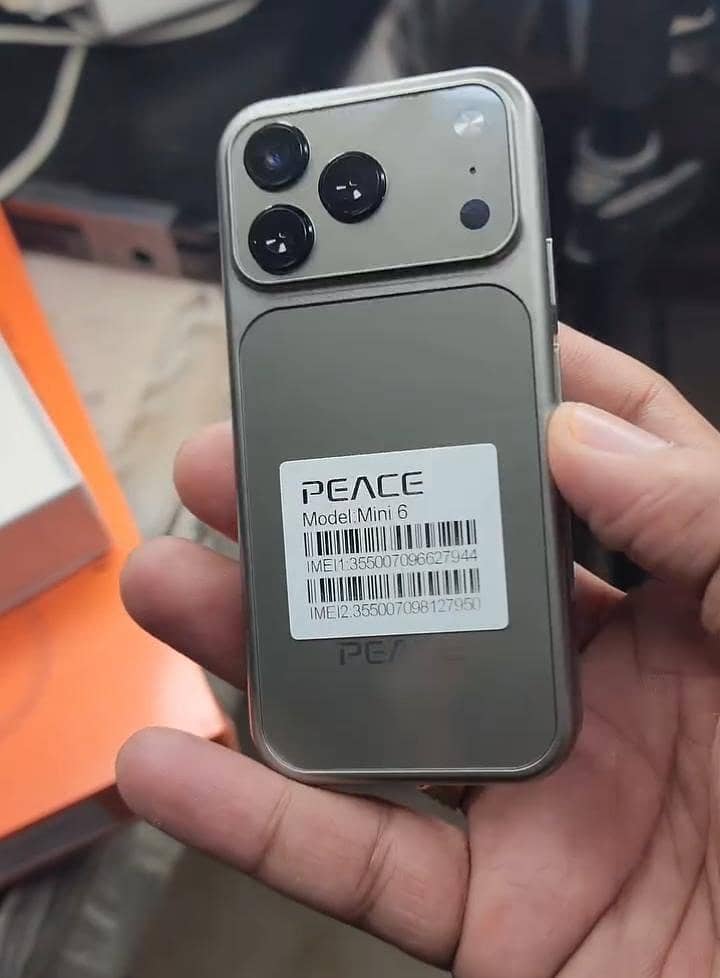 Apple iPhone 17 mini 1