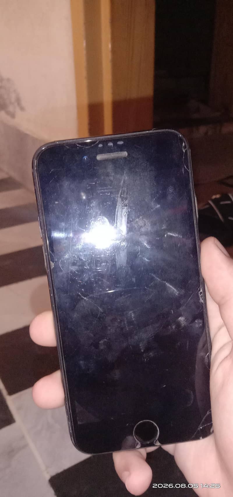 Apple iPhone 7 1