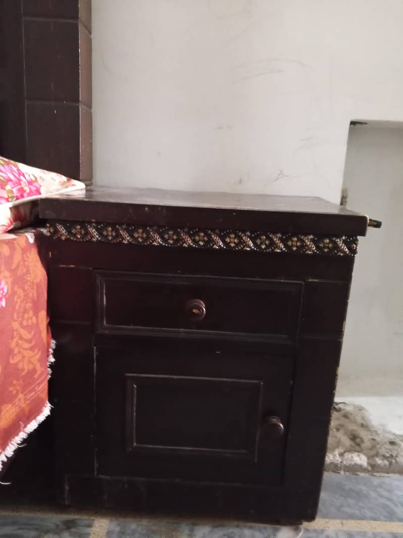 King size Bed Set 3