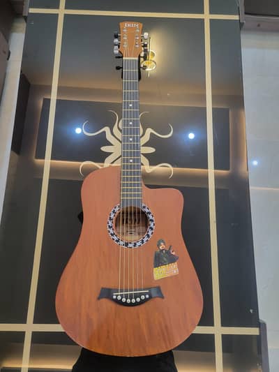 38 inches guitar New condition