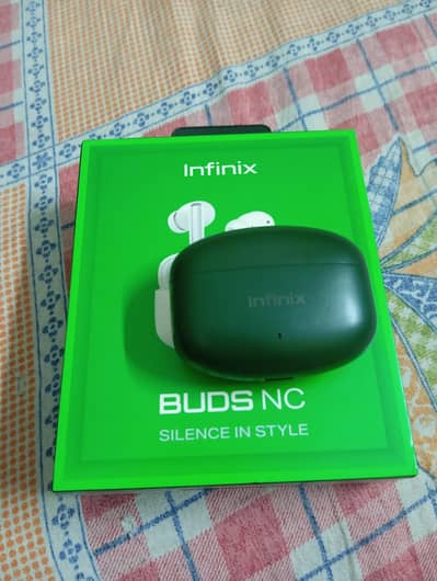 Infinix XE28 Wireless Earbuds