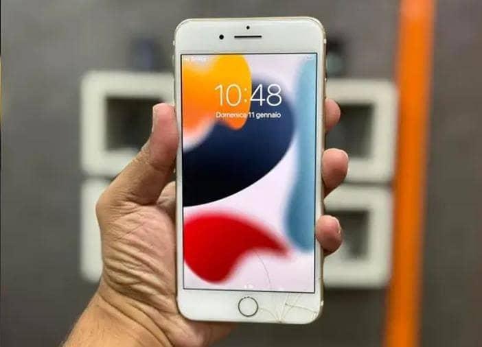 Apple iPhone 7 Plus 3