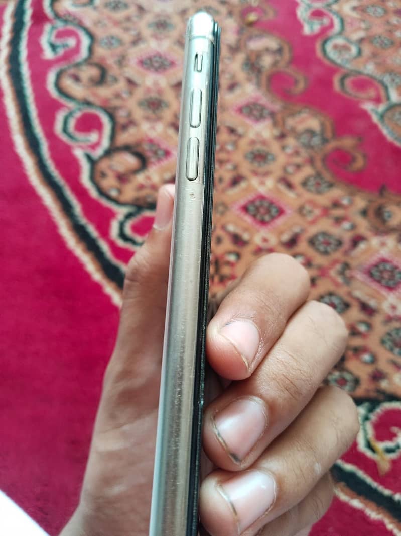 Apple iPhone X 2