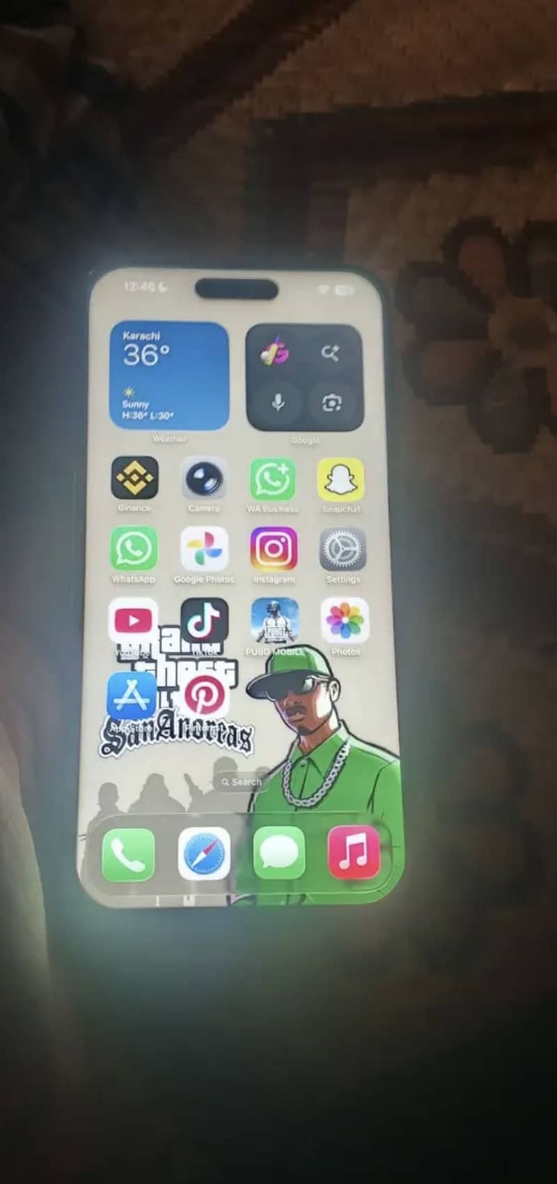 Apple iPhone 14 Pro Max 1