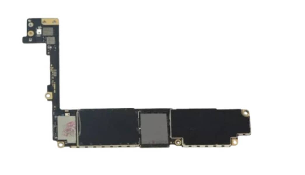 Apple iPhone 7 0