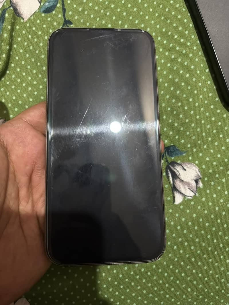 Apple iPhone 16 Pro Max 5