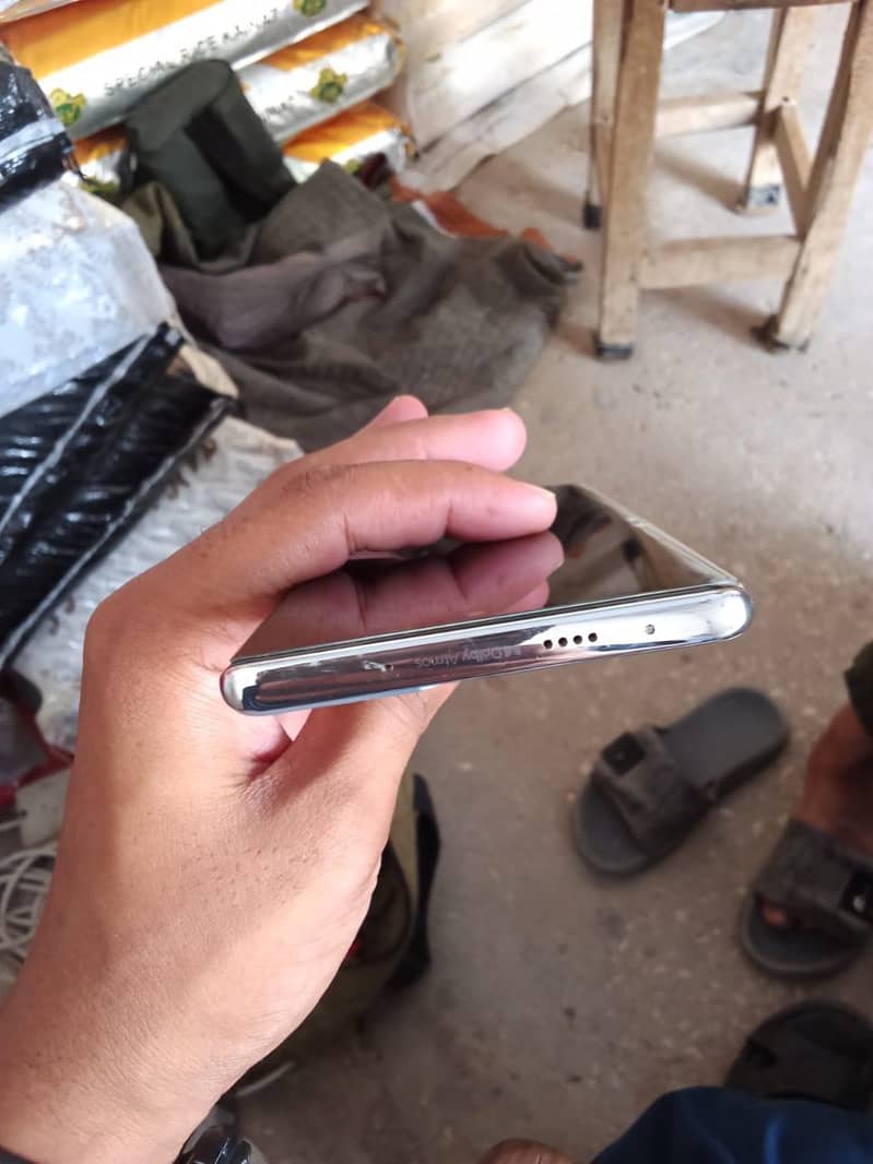 Tecno CAMON 40 Pro 3