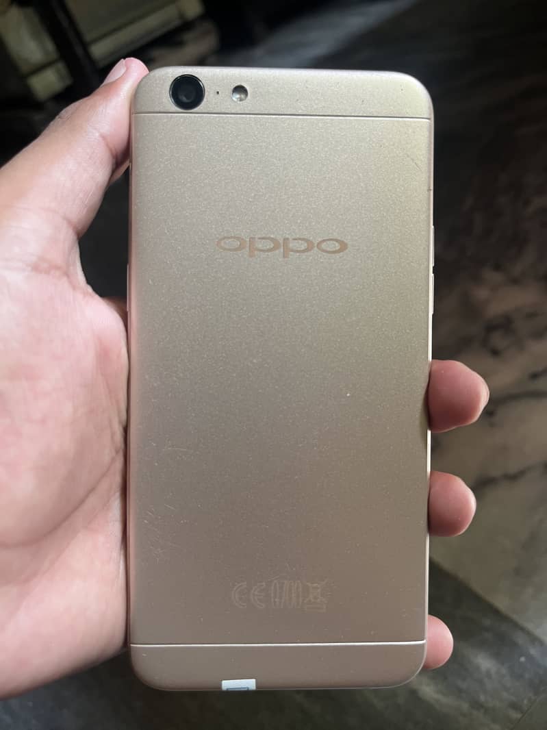 OPPO A57 1