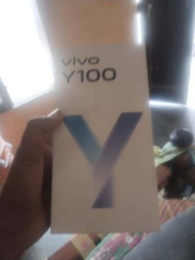 Vivo Y100