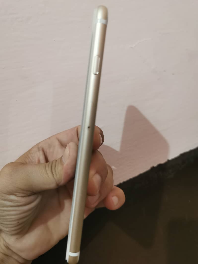 Apple iPhone 6S Plus 3