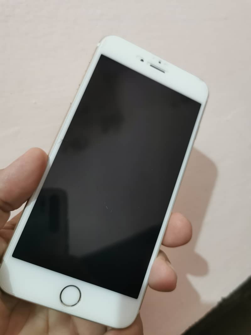 Apple iPhone 6S Plus 5