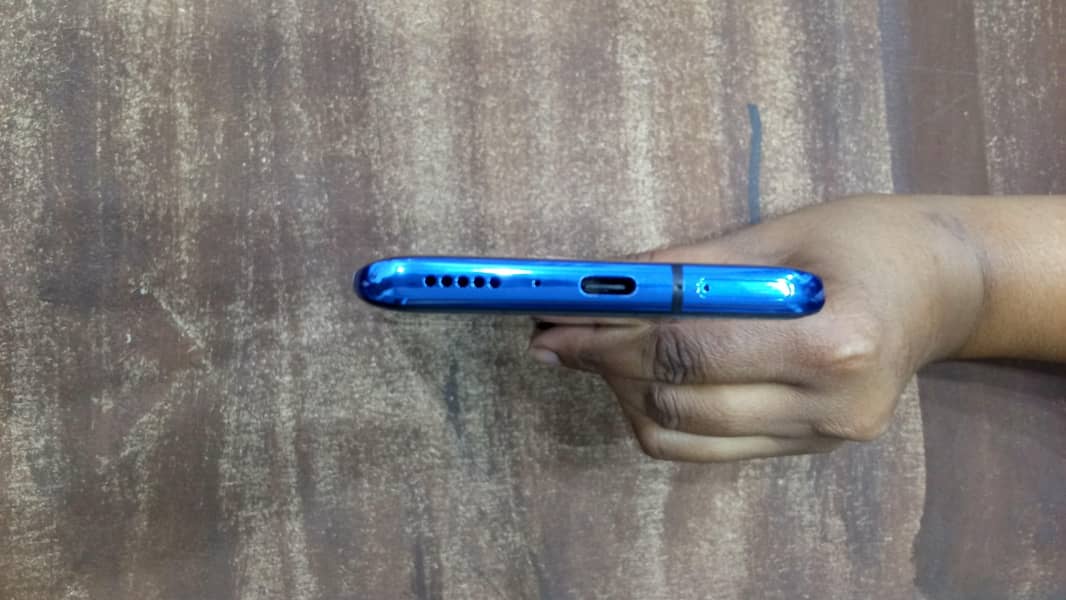 One Plus 7 Pro 3