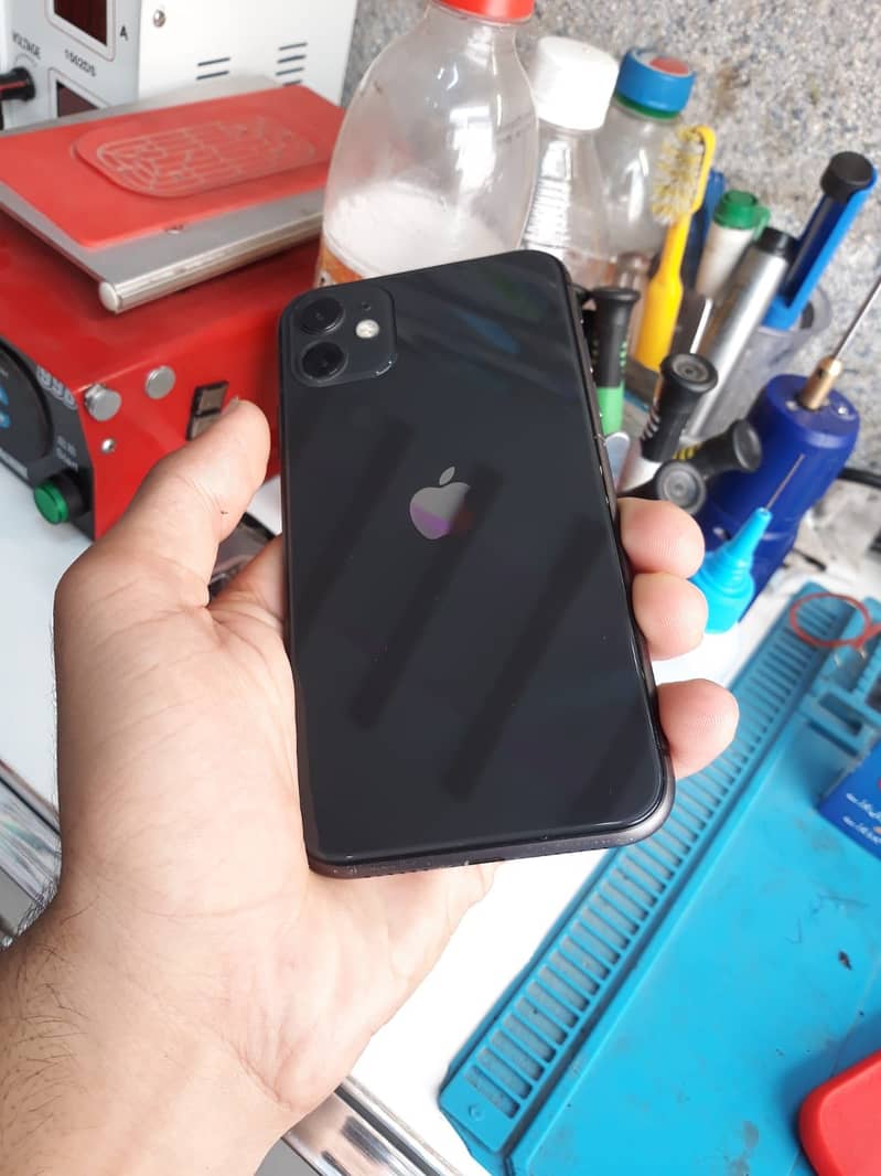 Apple iPhone 11 1
