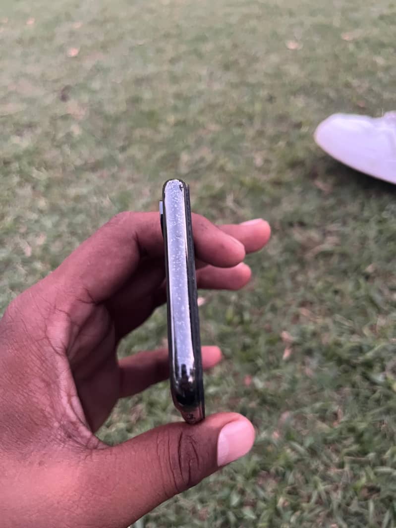 Apple iPhone X 1