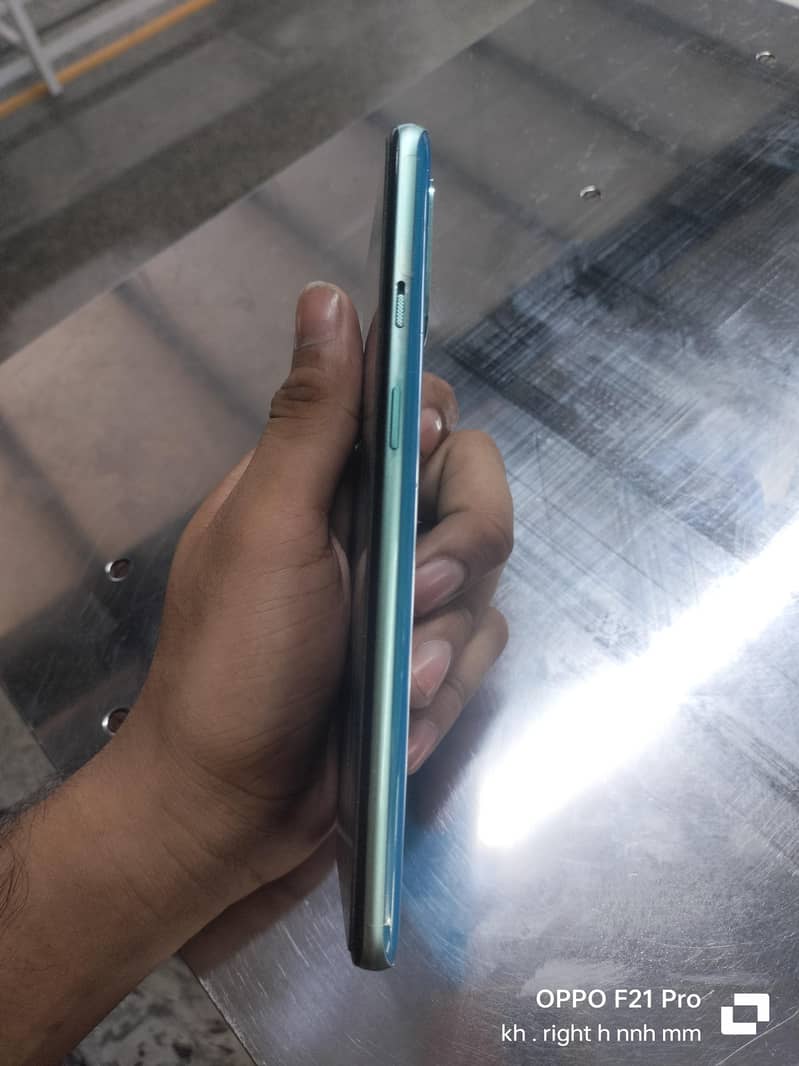 One Plus 8T 12/256 contact 03258254001 3