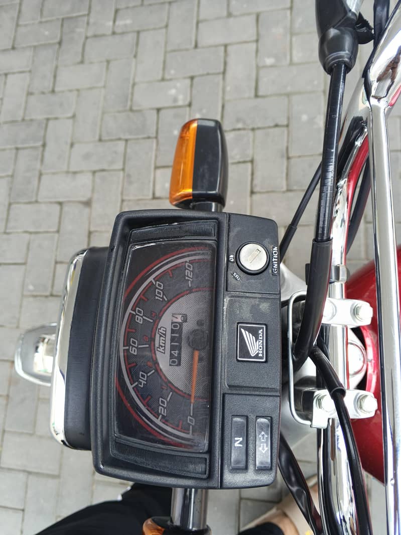 cd 70 good condition 2