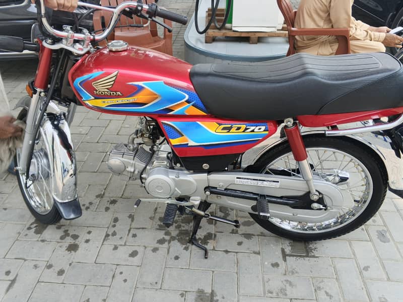 cd 70 good condition 4