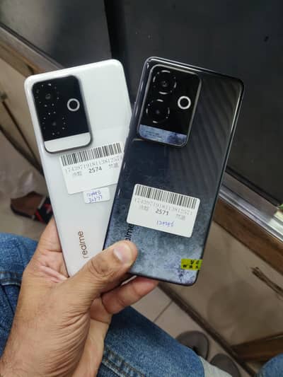 Realme GT 6