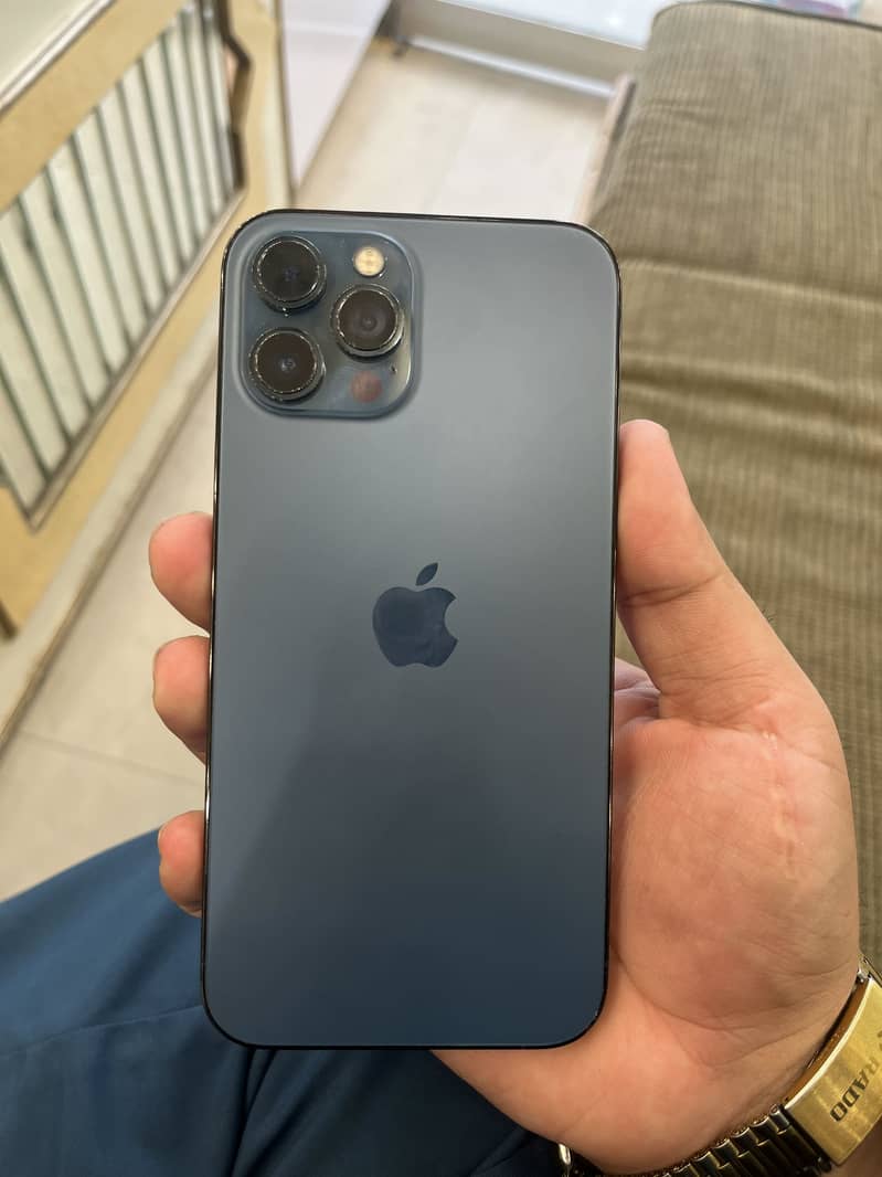 Apple iPhone 12 Pro Max 3