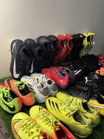 Football shoes