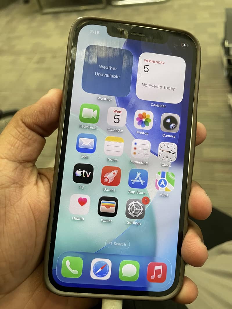 Apple iPhone 12 1