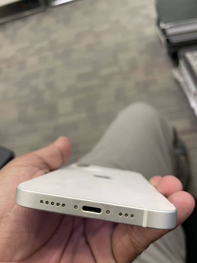 Apple iPhone 12 2