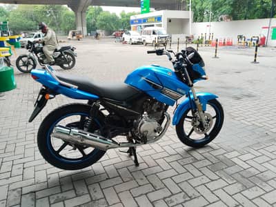 YAMAHA YBR JAPANESE EDITION VERY NEAT BIKE GIFT FOR YAMAHA