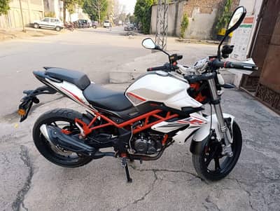 Benelli 150