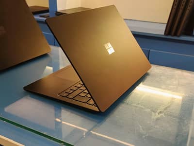 Microsoft Surface Laptop 3 10th Gen i5 Black Color touch 4k