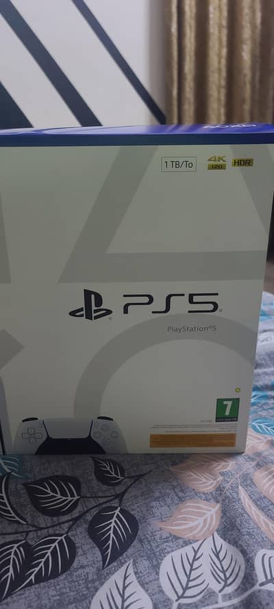 PS5 Slim Disc Edition CFI2116 1TB in sealed .