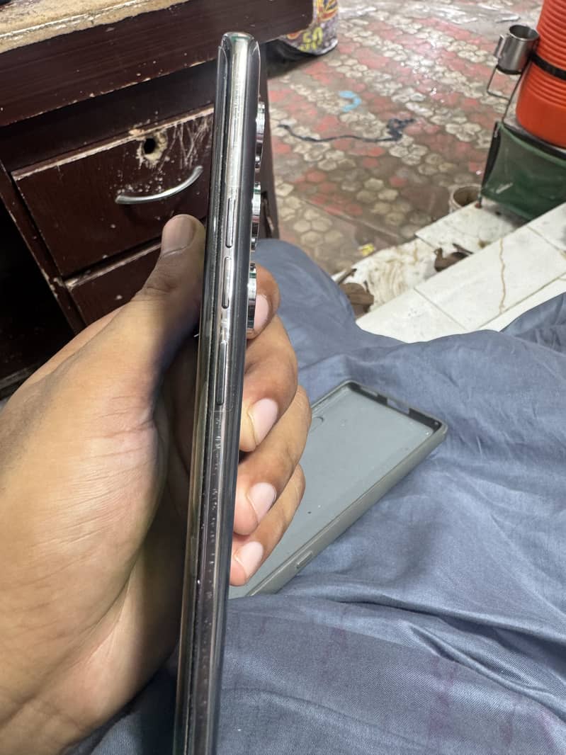 Camon 40 pro 0